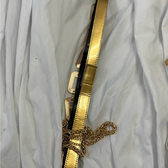 Rumi Costume - Picture 3 of 9